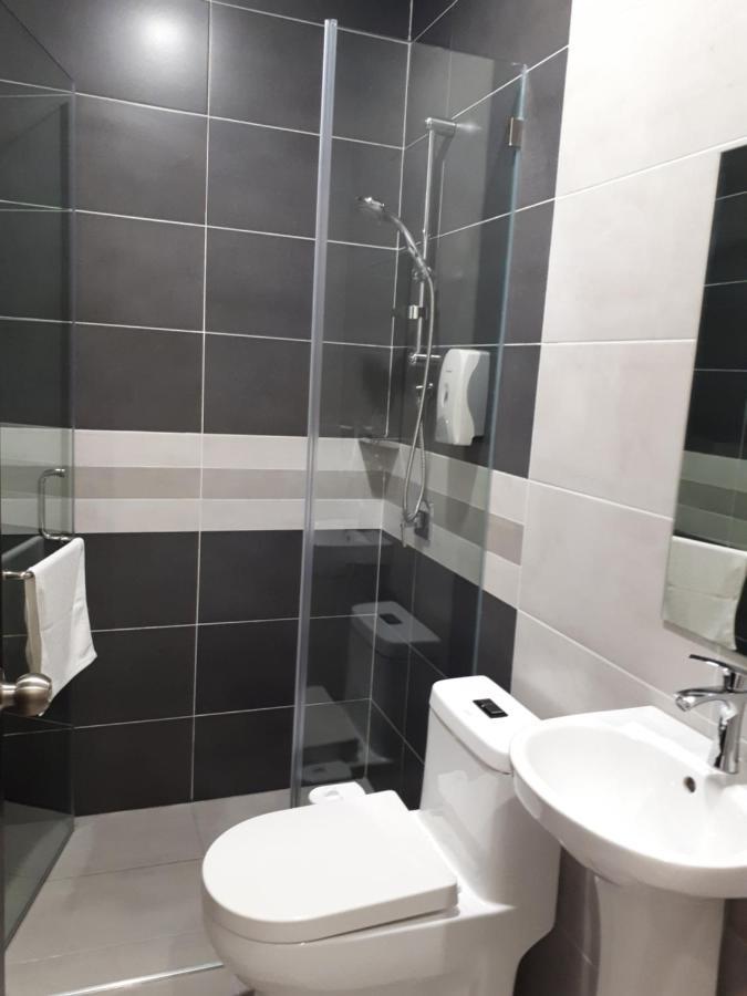 Hotin Inn Kuching Luaran gambar