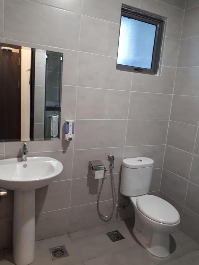 Hotin Inn Kuching Luaran gambar