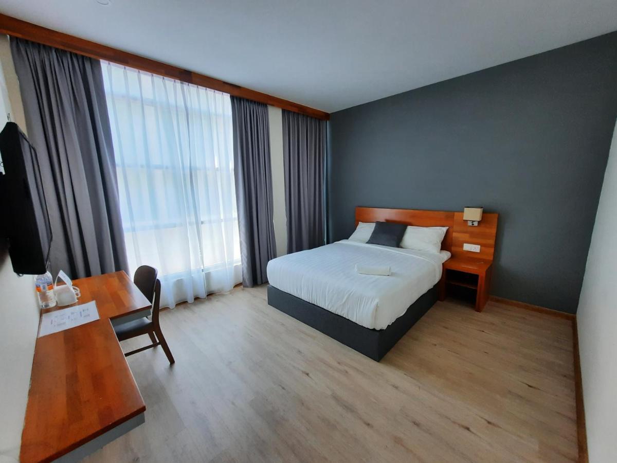 Hotin Inn Kuching Luaran gambar