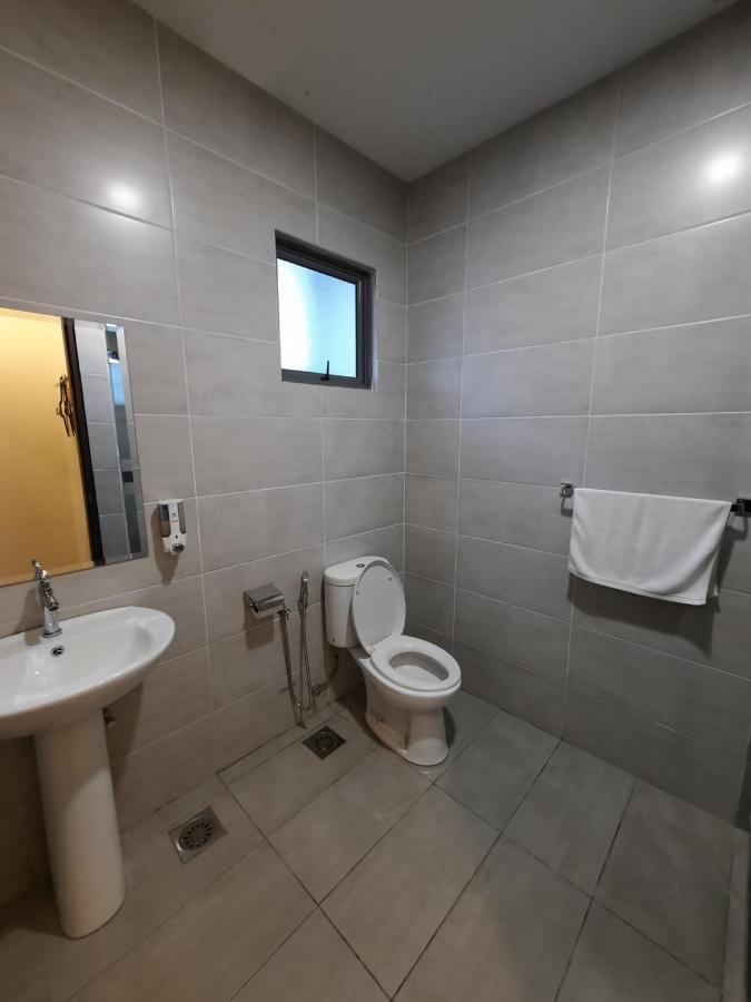 Hotin Inn Kuching Luaran gambar